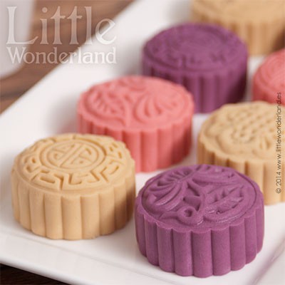 Vietnamese Traditional Snow Skin Mooncake - ảnh 4